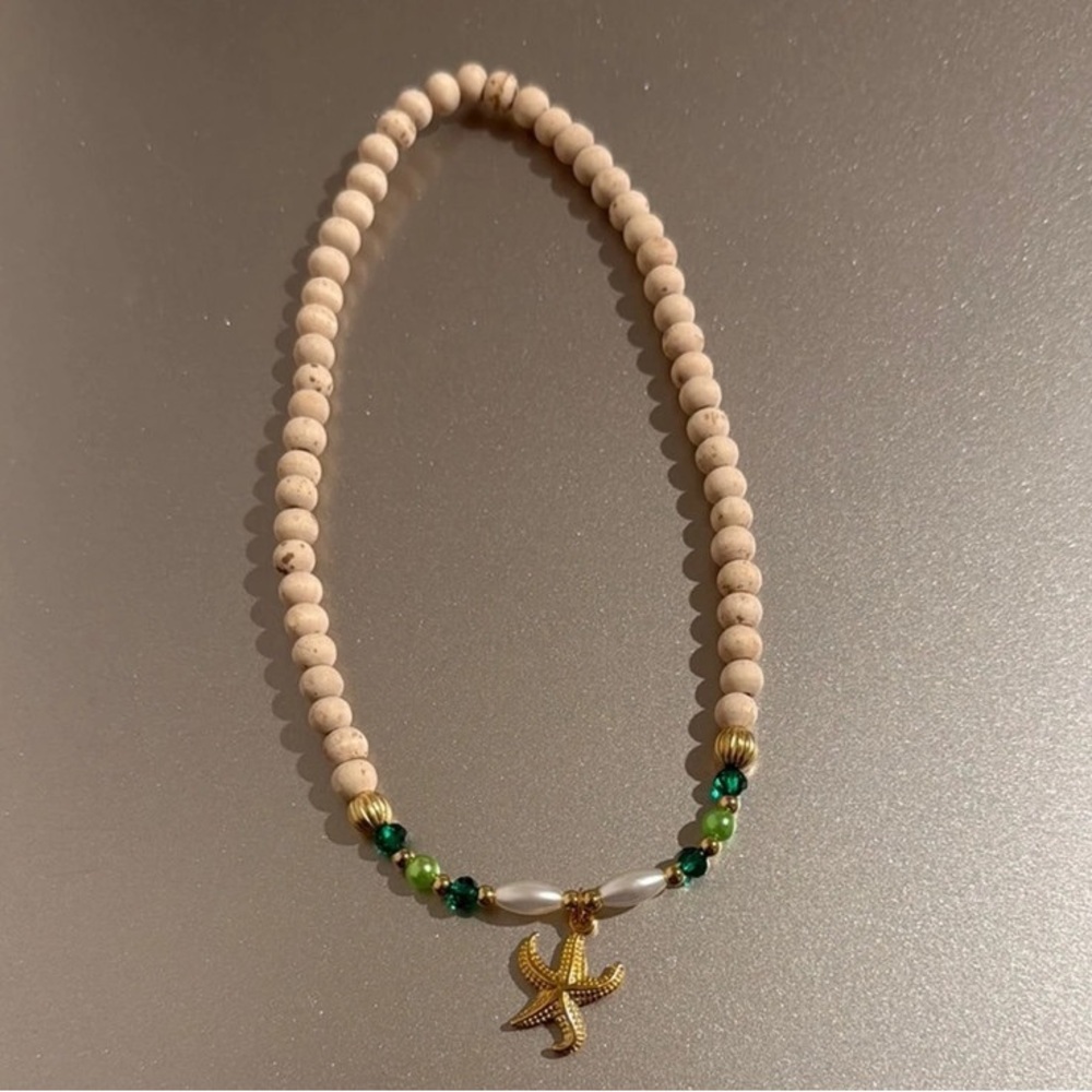 Chic Beaded Necklace with Starfish Pendant